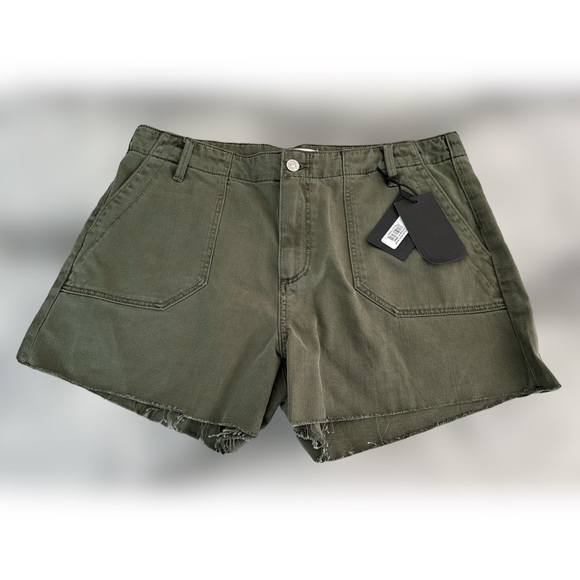Paige Utility Short. Size 31. NWT - Picture 3 of 6